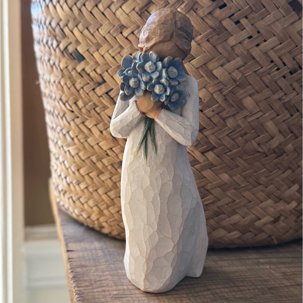 Willow Tree “ Forget Me Not”